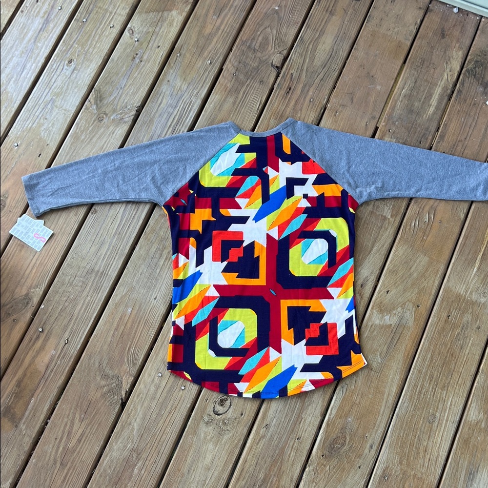 LuLaRoe Randy Tee - Picture 4 of 8